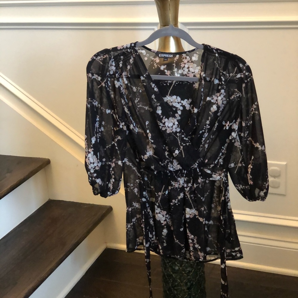 Black/white/pink sheer Express top, size XS